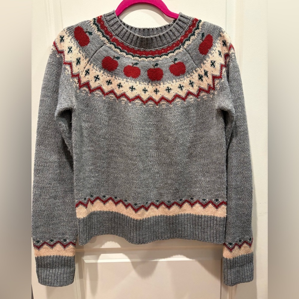 KJP Vintage look Apple Women's Sweater. EUC, small
